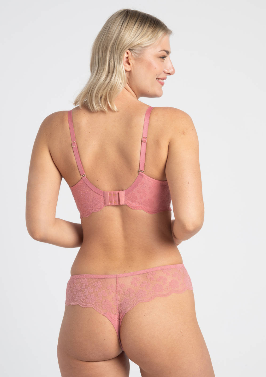 Rose Underwired Lace Bra A144