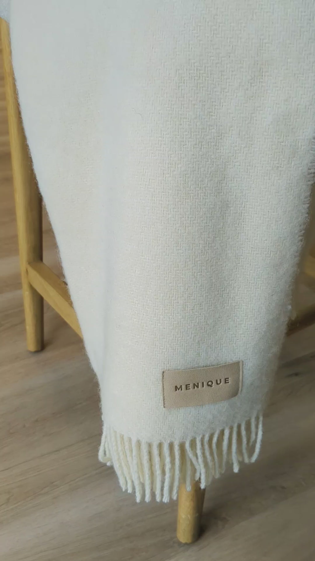Pure Wool Blanket Menique